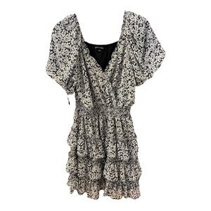 Sam and Jess Dress, Size L, Blue and Navy Ruffled Print, Puff Sleeves.